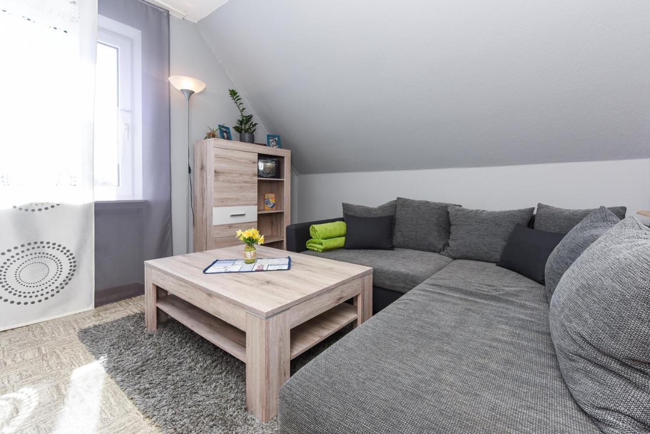 Ferienwohnungen Wind & Meer Neuharlingersiel Exterior foto